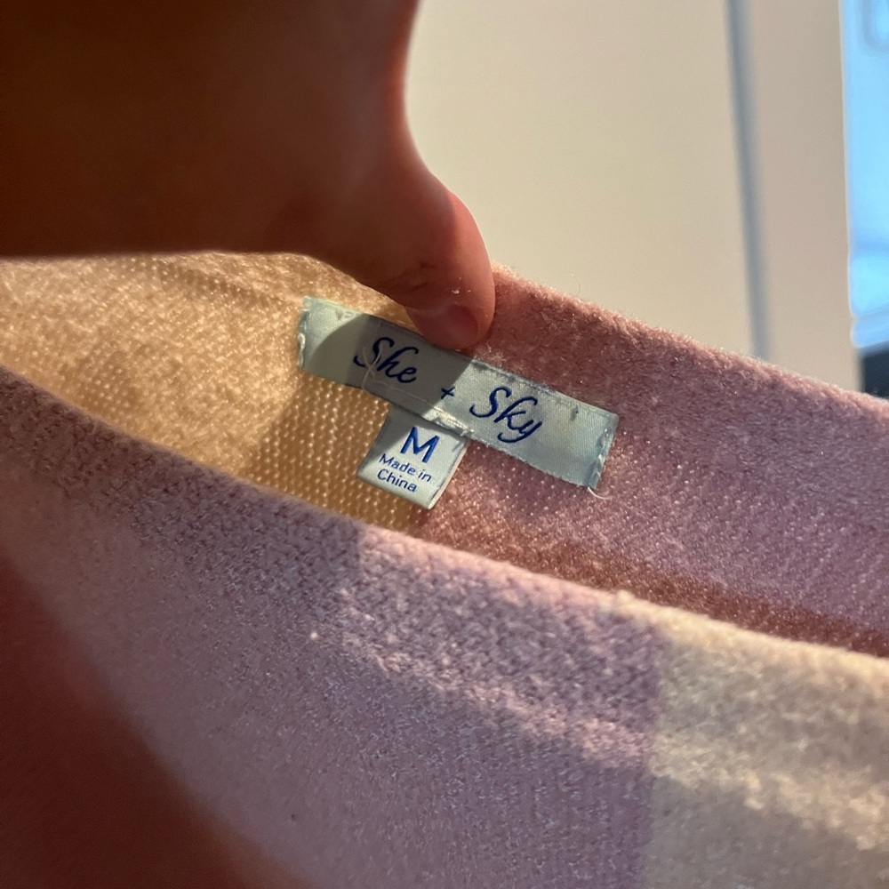 Sweater - Picture 2 of 3